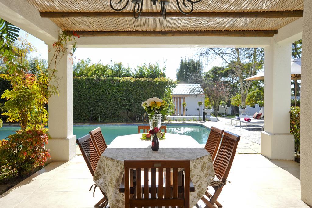 Evertsdal Guesthouse Durbanville Eksteriør bilde